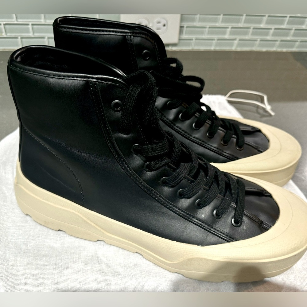 Zara Mens Black High Tops Size 12